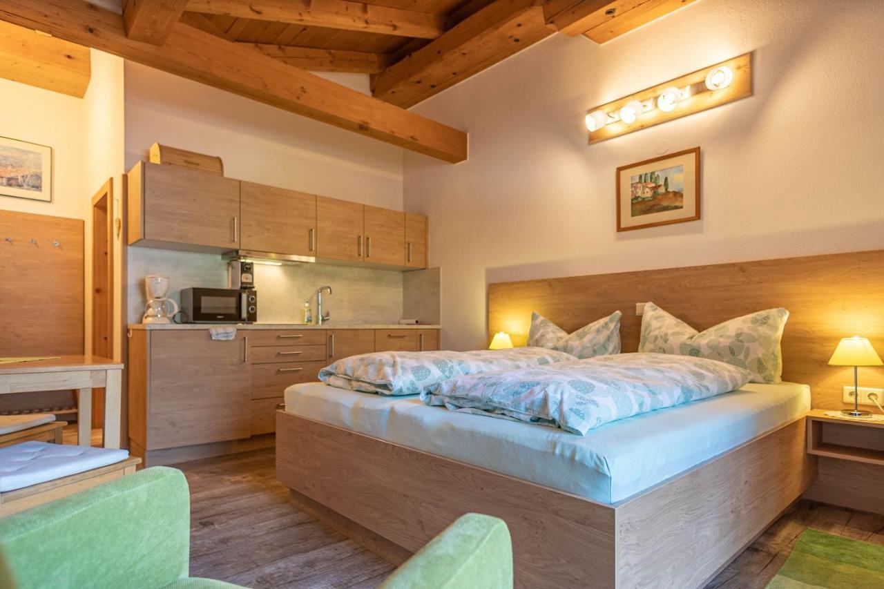 אבס Piccolo Apartment מראה חיצוני תמונה