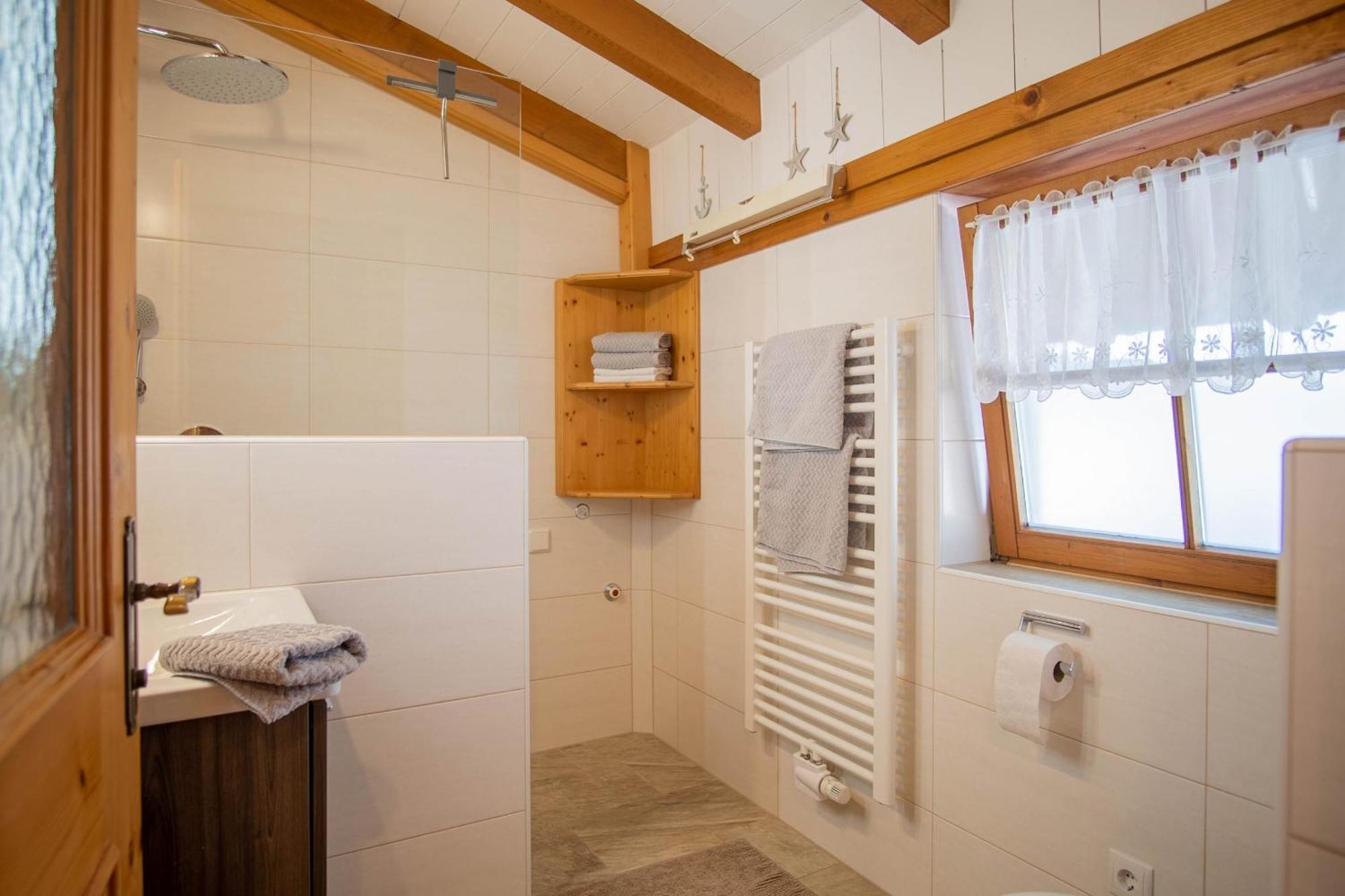 אבס Piccolo Apartment מראה חיצוני תמונה